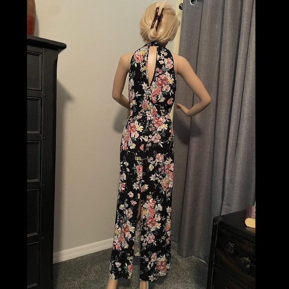 "Xhilaration” Dress - Picture 4 of 5